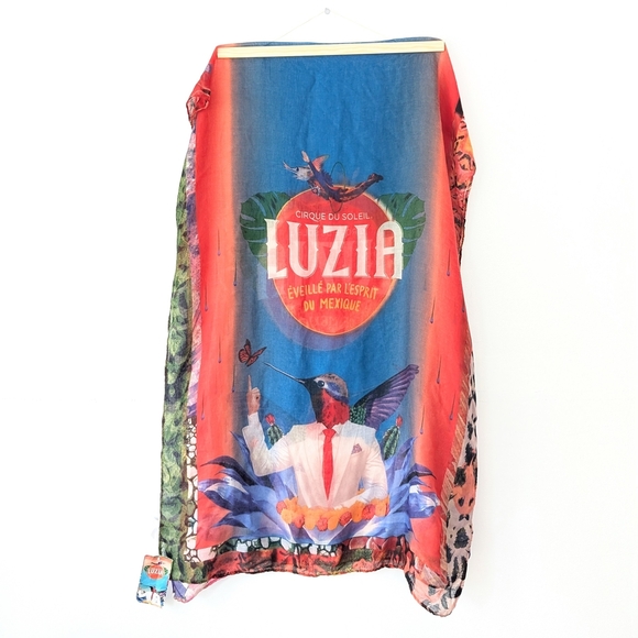 NWT Cirque Du Soleil's Luzia Show Collector Scarf - Picture 5 of 9